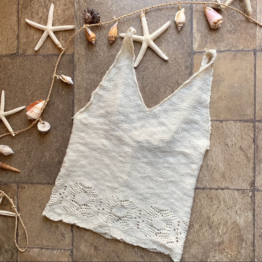 Brandy Melville Crop cricket top